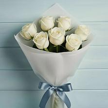 Букет 7 Белых роз Эдлесс Лав в Соколе Вологодской области