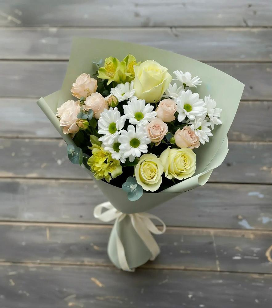 Букет цветов из: Альстромерии, Розы и Хризантемы в Соколе Вологодской области