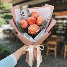 Букет цветов из:  Розы в Соколе Вологодской области