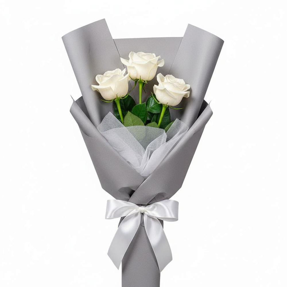 Букет 3 белые розы в Соколе Вологодской области