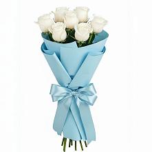 Букет 7 белых роз Проуд в Соколе Вологодской области