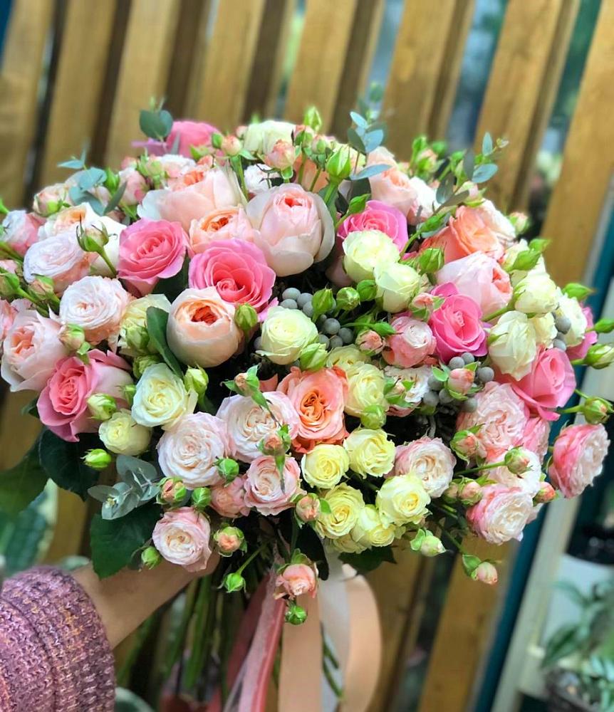 Букет цветов из: Розы в Соколе Вологодской области