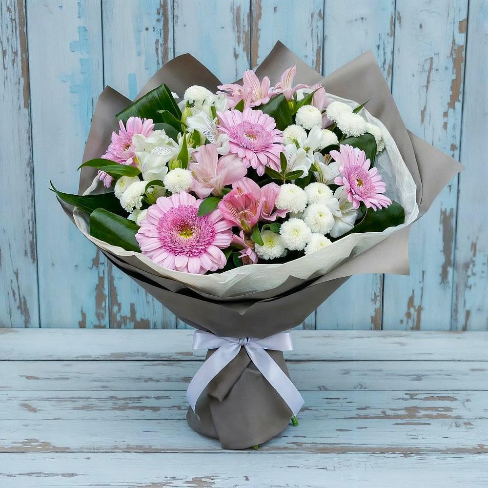 Букет цветов из: Герберы, Альстромерии и Хризантемы в Соколе Вологодской области