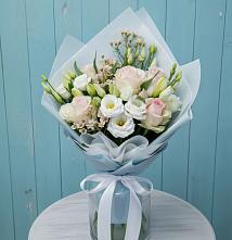 Букет цветов из:  Розы и Лизиантусы в Соколе Вологодской области
