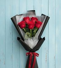 Букет цветов из:  Розы в Соколе Вологодской области