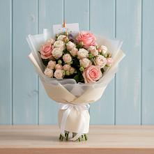 Букет цветов из:  Розы в Соколе Вологодской области