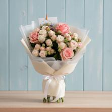 Букет цветов из:  Розы в Соколе Вологодской области